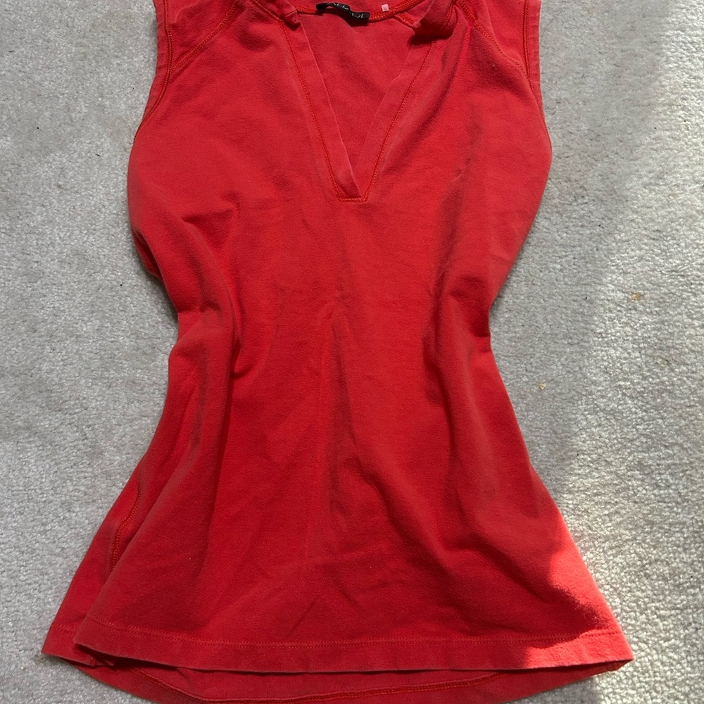Tahari Red Sleeveless Tank Top